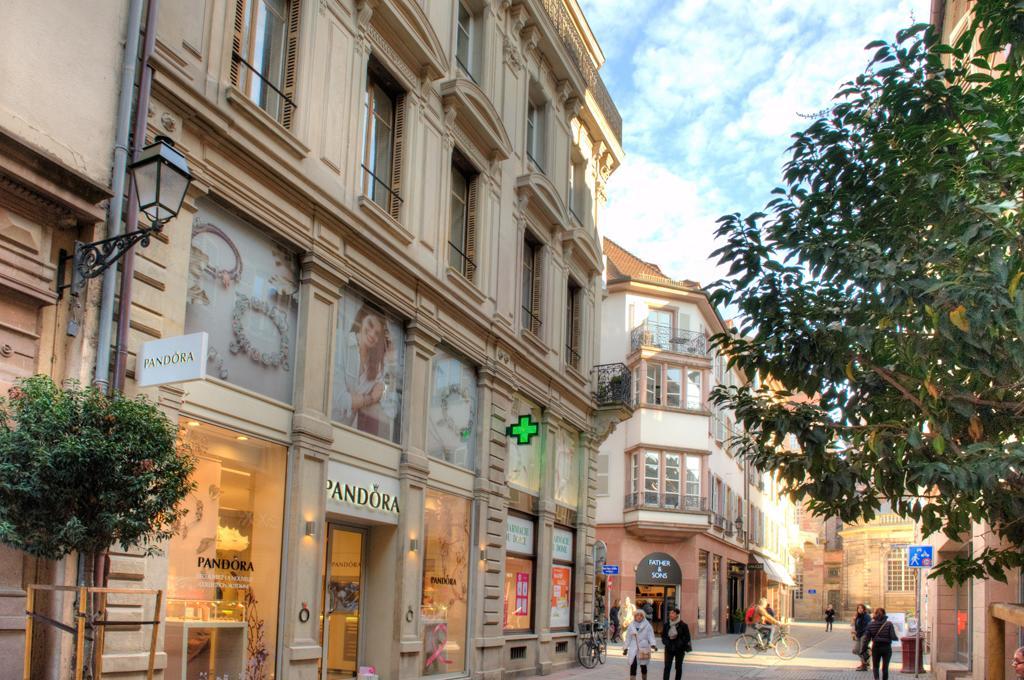 Appartements Le Dome - Quartier Cathedrale Estrasburgo Quarto foto